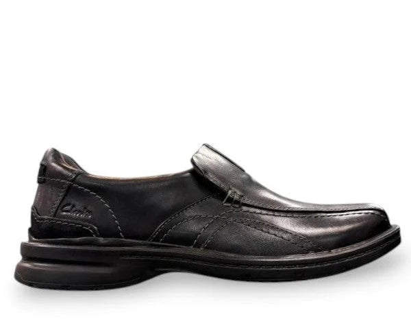 Clarks Gessler Step - Black Leather